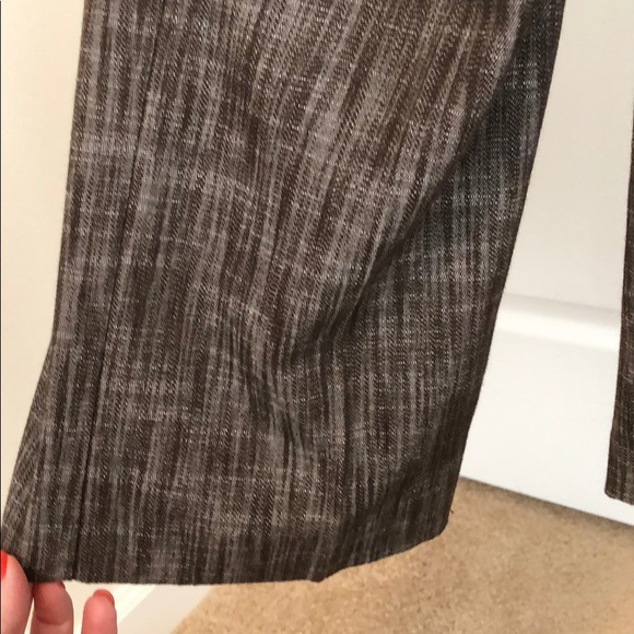 NWT Larry Levine 8P chocolate gray cropped pants - Picture 4 of 8